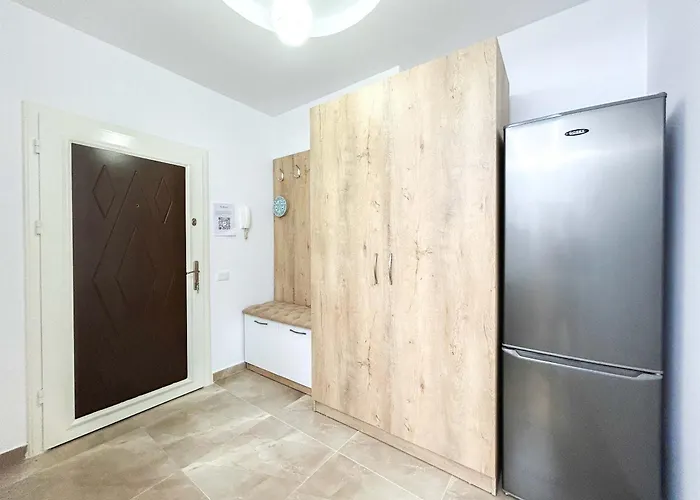 Adriatic Star A98 * Durrës